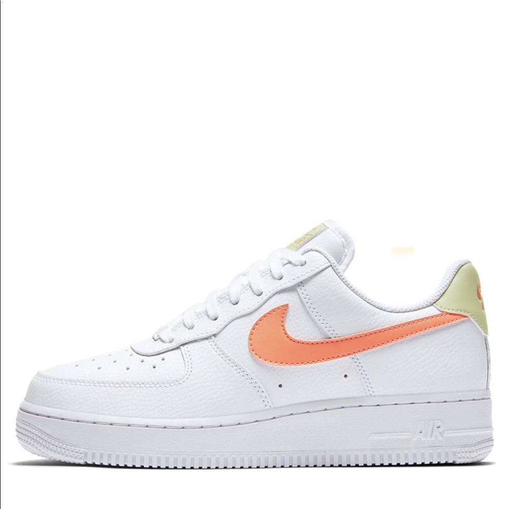 Nike Air Force 1’s 07